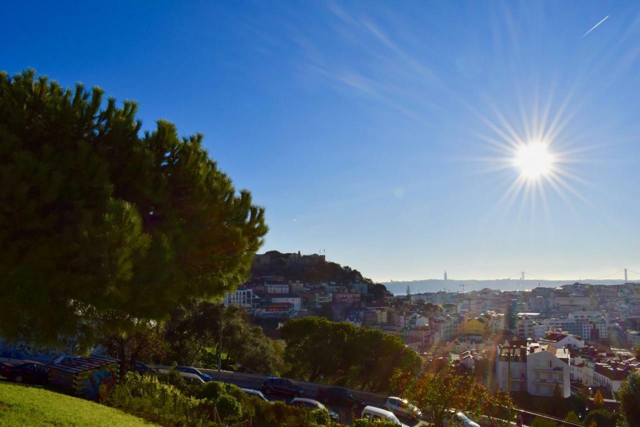 Elegant Riverview Apartment In Historical Lisboa Exterior foto